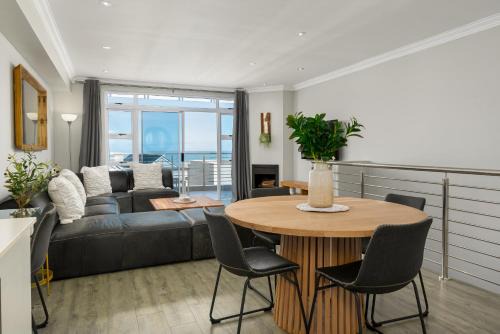 Bona View Estate 30 in Cape Town