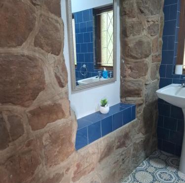 Big Blue Breaks in Umkomaas
