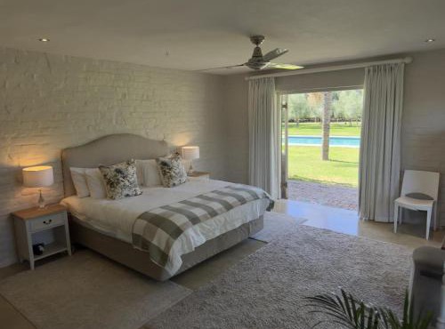 Hartland Country House Luxury Ensuite Rooms in Oudtshoorn