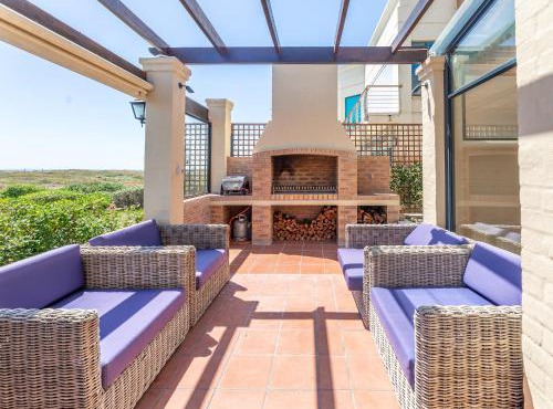 Luxury beachfront villa Cape Town - Sunset Beach in Cape Town