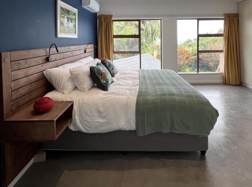 The Lookout Guesthouse in Uvongo Beach