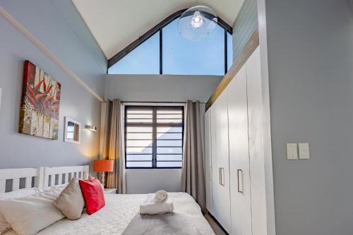 Big Bay Beach Loft- 1 bedroom