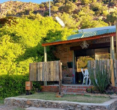 The Candle Cottage at Keurkloof Valley Family Farm in Uniondale