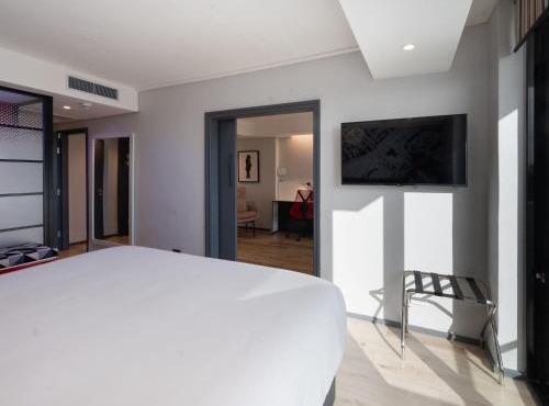 ANEW Hotel Green Point Cape Town in Cape Town