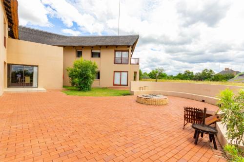 Waterberg House at Zebula 8 adults and 4 kids in Mabula