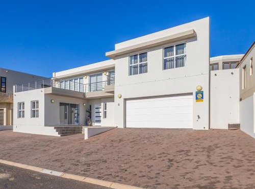 Seasons of Serenity, Langebaan, 8-sleeper in Langebaan