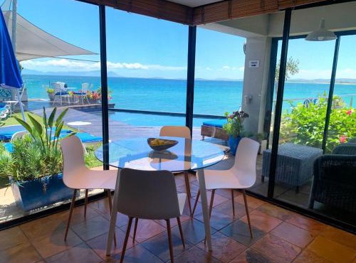 185 on BEACH Boutique Suites in Gordonʼs Bay