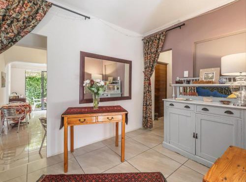 Absolute Bosch Guest House