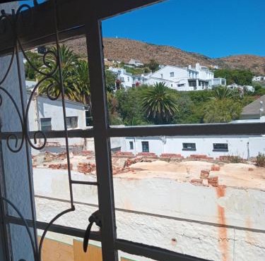 Cozy room in the Heart of Simon's Town