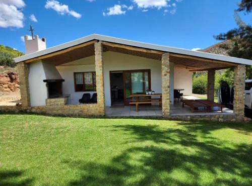 Sipreslaan Selfsorg Gastehuis in Ladismith