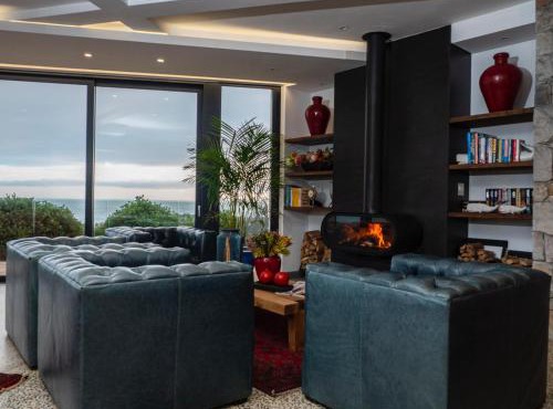 Boutique Ocean Views Guesthouse in Hermanus