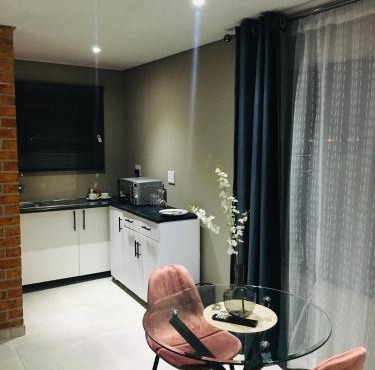 Black Rose Guesthouse in Soweto