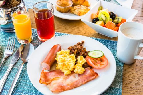 Holiday Inn Express Sandton-Woodmead by IHG in Johannesburg