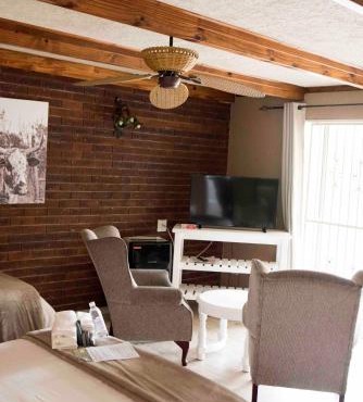 Greenfields Guesthouse & Restaurant in Alberton