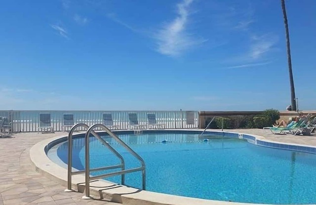 Beachcomber Longboat Key 