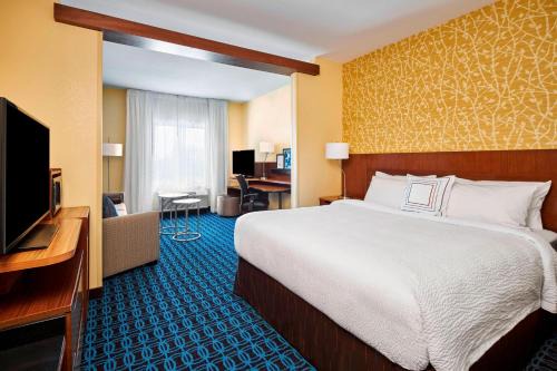 Fairfield Inn 